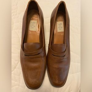 Nine West - Camel leather, small heel